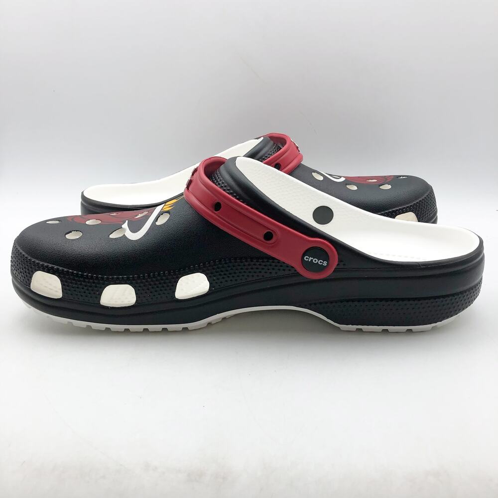 Crocs NBA Miami Heat Classic Clogs MENS 8 WOMENS 10 Black Red NWT - Picture 6 of 11
